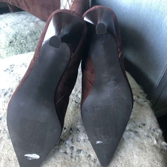 Gorgeous Brown Suede Boots, Size 6.5 - Picture 4 of 8